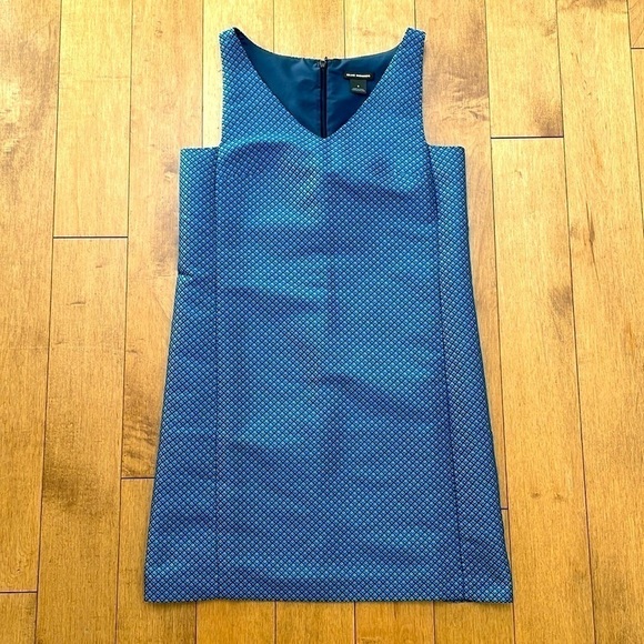 NWOT Club Monaco Blue white Dotted Jacquard Shift Dress sleeveless v neck SZ 0 - Picture 8 of 13